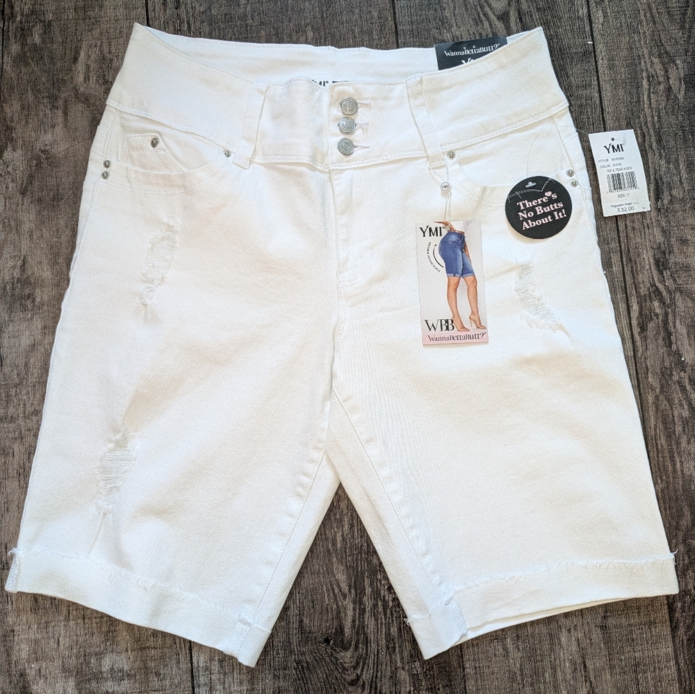 NWT, YMI Women's Mid Rise White Bermuda Shorts, Size 11